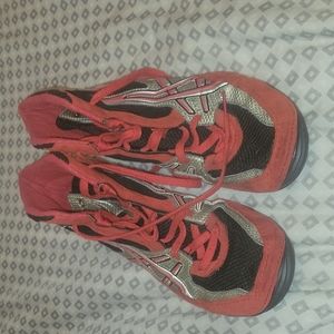 Men's Asics Red, Black, gold size 11.5 wrestling shoes